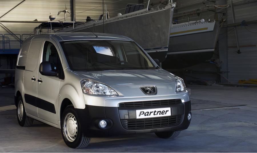  Peugeot Partner 2008 года  (фото 39 из 54)